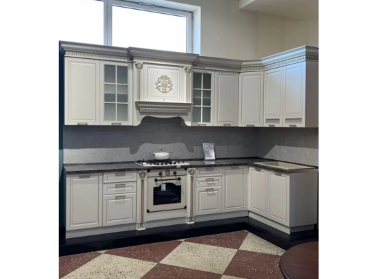 Кухня Валенсия угловая 3,3*1,5