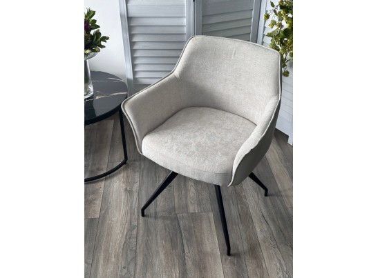 Стул PISTIL поворотный 180 град., ткань DAVIS CITY-03 светло-беж / PU-03 светло-беж/ черный, ®DISAUR в Ростове-на-Дону