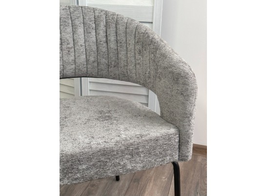Стул SNUG 3018-17 серый, шенилл / черный каркас, ®DISAUR в Ростове-на-Дону