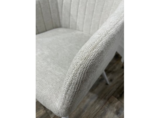 Стул BRANDY WZ2042-18 белая галька, фактурный велюр/ белый каркас в Ростове-на-Дону