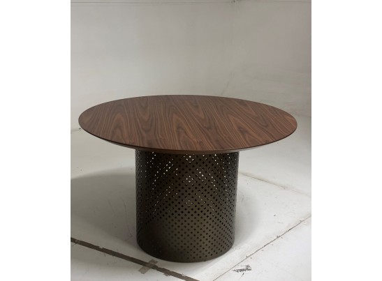 Стол RAFAEL 120 Орех 3001 МДФ / Бронза, ®DISAUR в Ростове-на-Дону