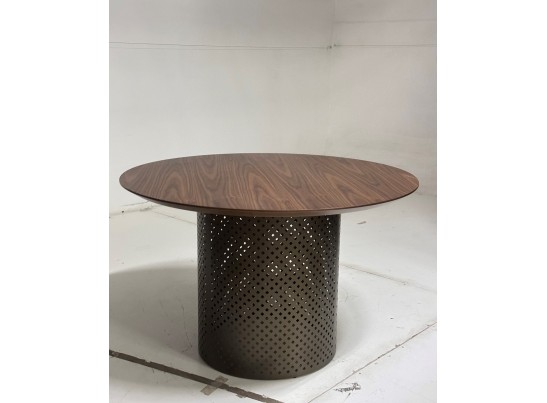 Стол RAFAEL 120 Орех 3001 МДФ / Бронза, ®DISAUR в Ростове-на-Дону