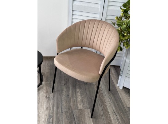 Стул JUST, цвет Velutto 05 Бежевый, велюр / черный каркас в Ростове-на-Дону