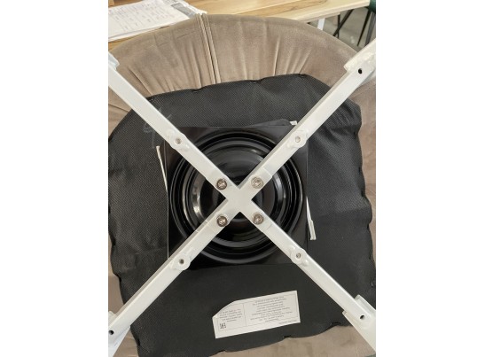 Стул MAVERICK 360 град. поворот. BLUVEL-03 LIGHT GREY, велюр/ белый каркас, в Ростове-на-Дону