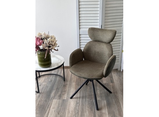 Стул VARDY 360 град.поворот. Brego-77 Зеленый, ткань/ 7525-156 Зеленый, велюр/Черный, ®DISAUR